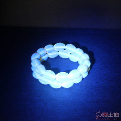金珀凝光 SK厂家直销精品金珀手链，璀璨流露的琥珀密蜡珍品